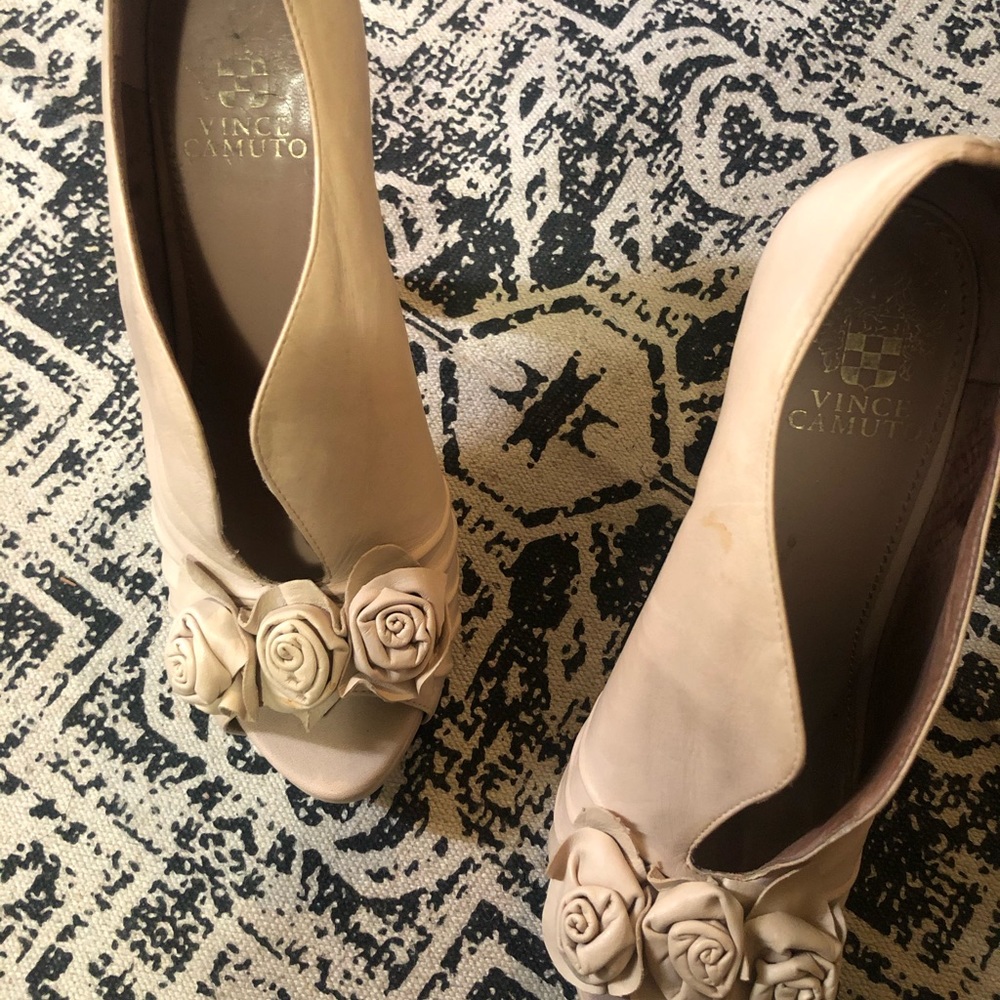 Shoes - Picture 3 of 3